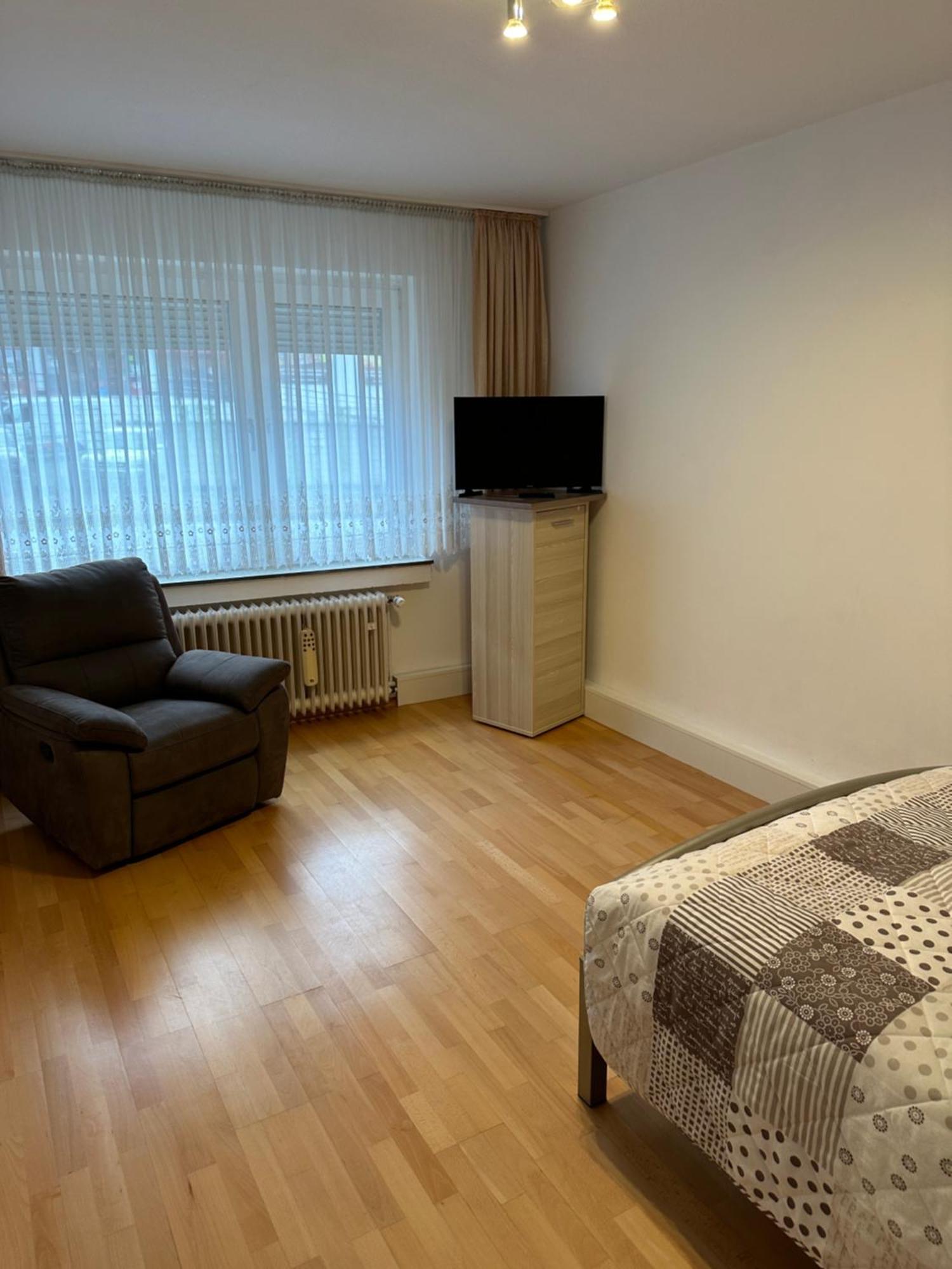 Apartment Holiday-ferienwohnung Solingen-mitte Solingen